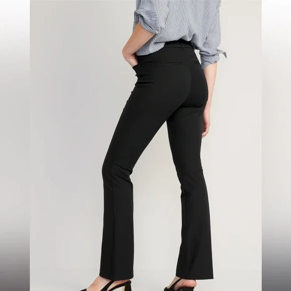 Old Navy Black Pixie Flare Pants - Picture 2 of 2